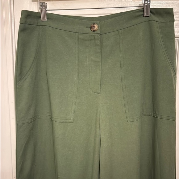 Lulu's Green Wide Leg High-Waisted Pants #445 - Picture 2 of 11